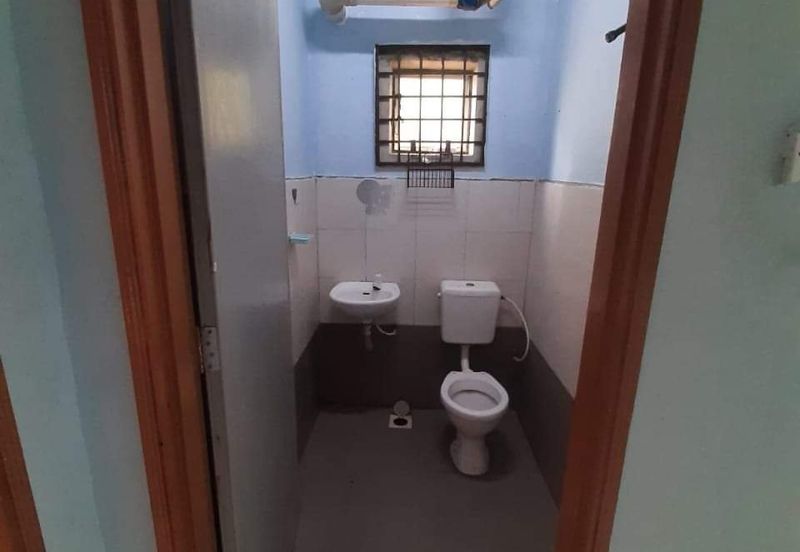 Lily & Jasmine Apartment