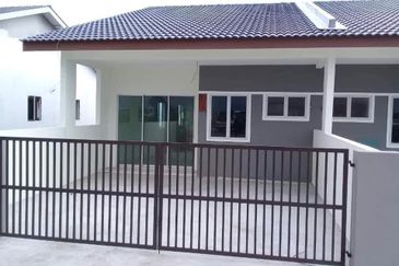 Single Storey Terrace House Kulai 