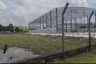 For Rent  -3 Arce Big land Cheras Jaya