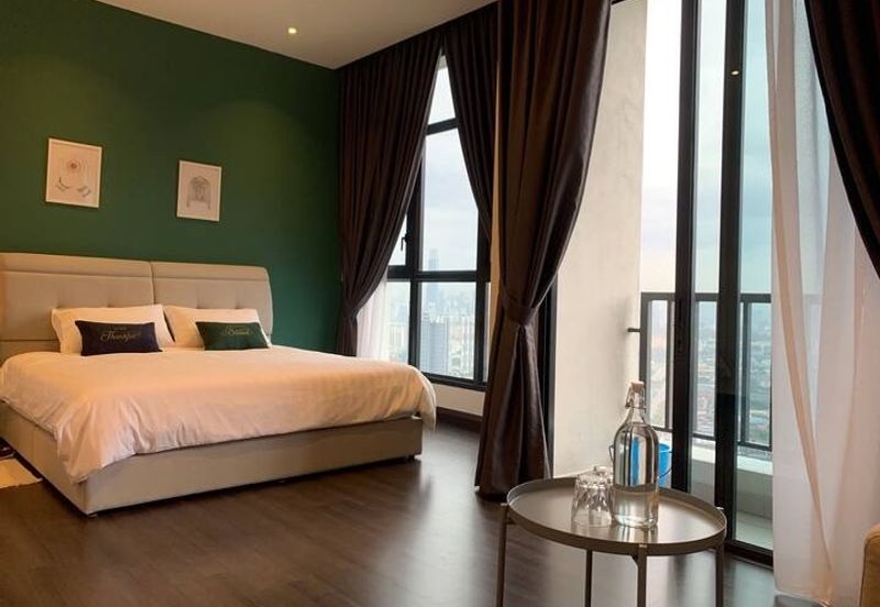 28 Boulevard (28 BLVD)