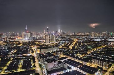 28 Boulevard (28 BLVD)