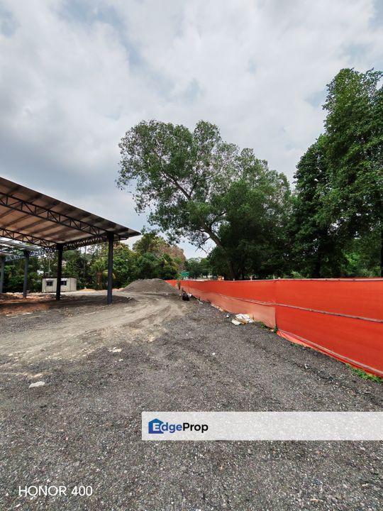 Brand New Food Court Nearby the Mines, Selangor, Balakong