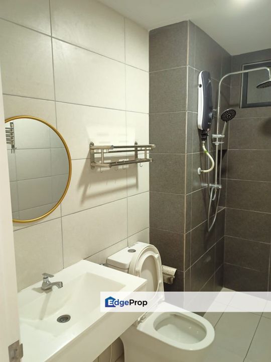 Partly Furnished 3 Room - 1000sf, Kuala Lumpur, Sentul