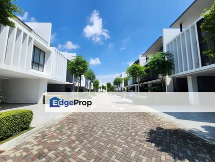 SENIBONG COVE HILL RESIDENCE (CORNER LOT) 10 Mins CIQ JB, Johor, Masai