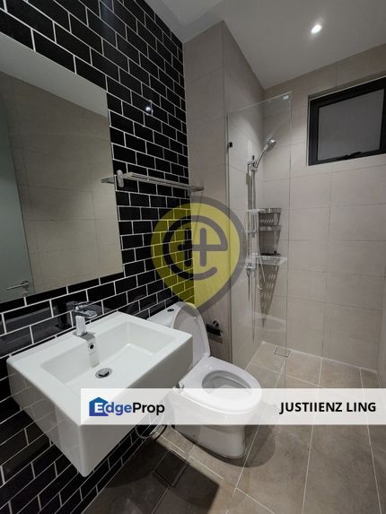 Union Suites Single Room with Queen Bed, Selangor, Subang Jaya