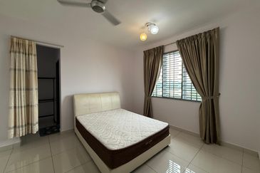 Aurora Residence @ Lake Side City