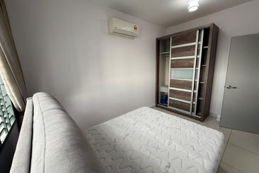 Aurora Residence @ Lake Side City