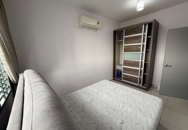 Aurora Residence @ Lake Side City