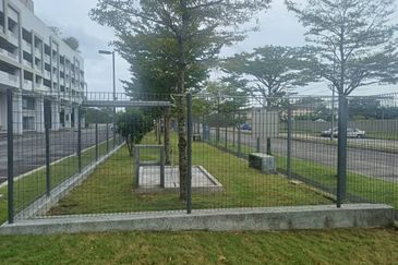 Aurora Residence @ Lake Side City