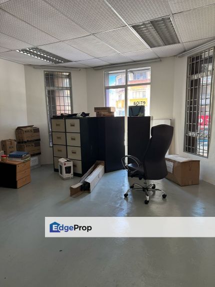 Sublet 1st floor office @ Jalan Nanas， Klang, Selangor, Klang