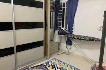 De Bayu Apartment @ Setia Alam