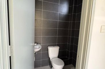 Brand New bangalow @ Jalan Telok Bunut, Banting for sale