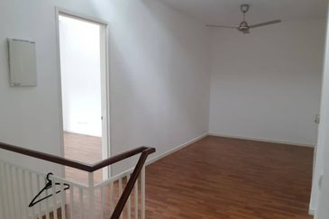 Cradleton @ Eco Majestic