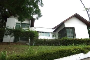 IOI Beverly Row @ IOI Resort City