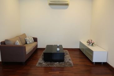 IOI Beverly Row @ IOI Resort City