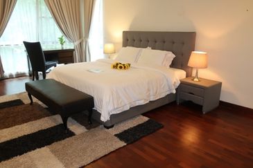 IOI Beverly Row @ IOI Resort City