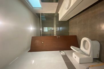 IOI Beverly Row @ IOI Resort City