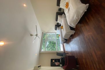 IOI Beverly Row @ IOI Resort City