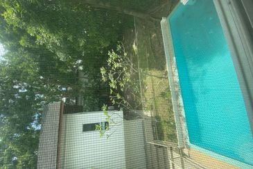 IOI Beverly Row @ IOI Resort City