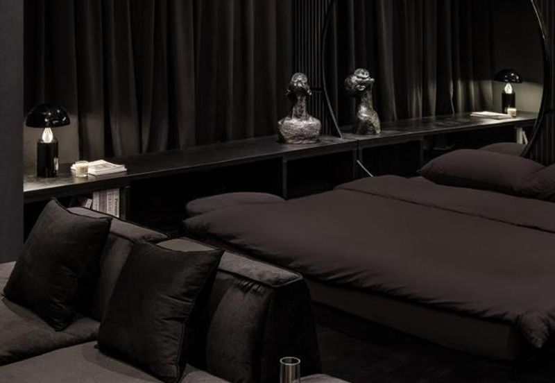 28 Boulevard (28 BLVD)