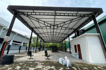 Seremban 2 Green Technology Park, terrace factory,facing mainroad,nearby oakland,s2 heights