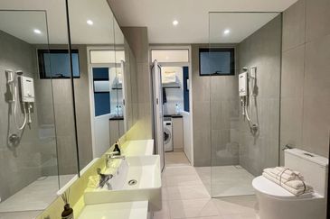 Emerald 9 Condominium