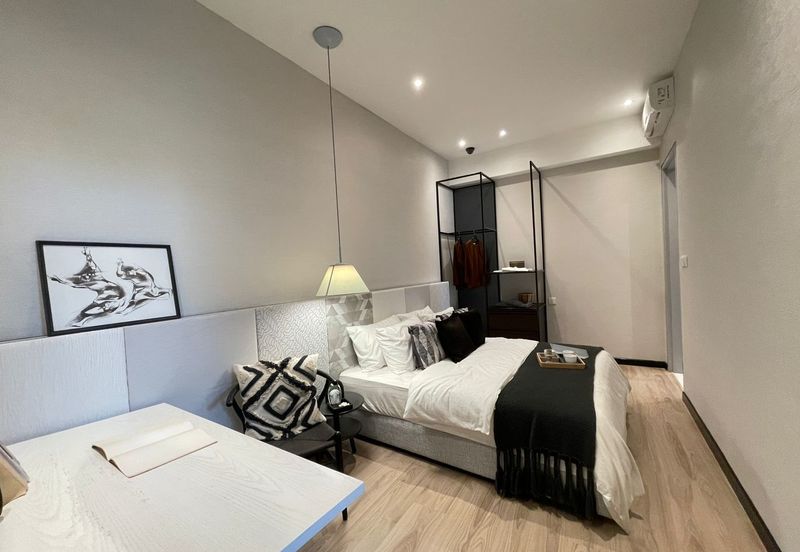 Emerald 9 Condominium