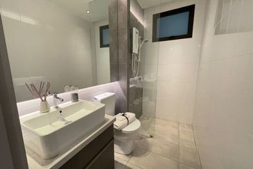 Emerald 9 Condominium