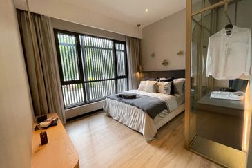 Emerald 9 Condominium