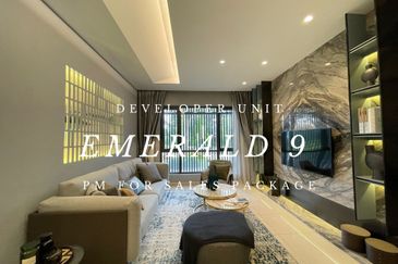 Emerald 9 Condominium