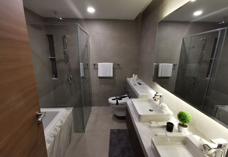 Aria Luxury Residence