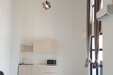 Colonial @ Empire city