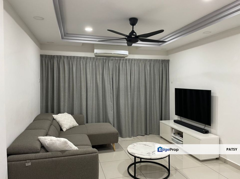 La vista Condominium Newly Renovated, Move-in Condition , Selangor, Puchong