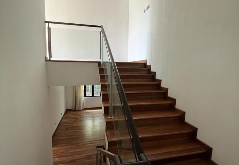 Akira @ 16 Sierra (Sierra 9)