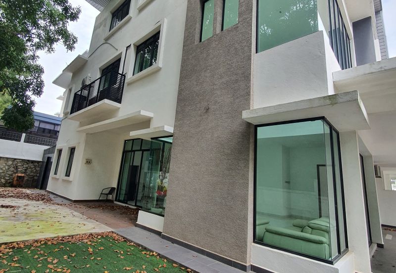 Akira @ 16 Sierra (Sierra 9)