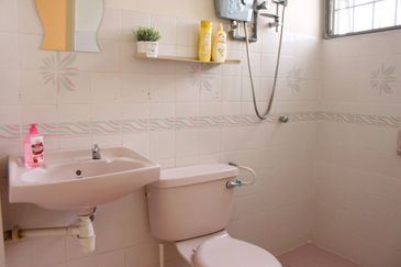 Jalan Kenari, Bandar Puchong Jaya