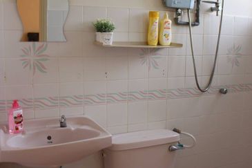 Jalan Kenari, Bandar Puchong Jaya