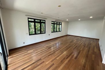 Akira @ 16 Sierra (Sierra 9)