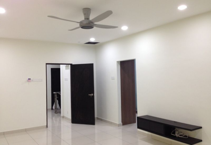 Puteri 10, 2.5sty Beautifully Renovated, Must view