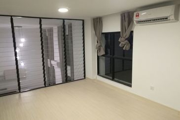 Colonial @ Empire city