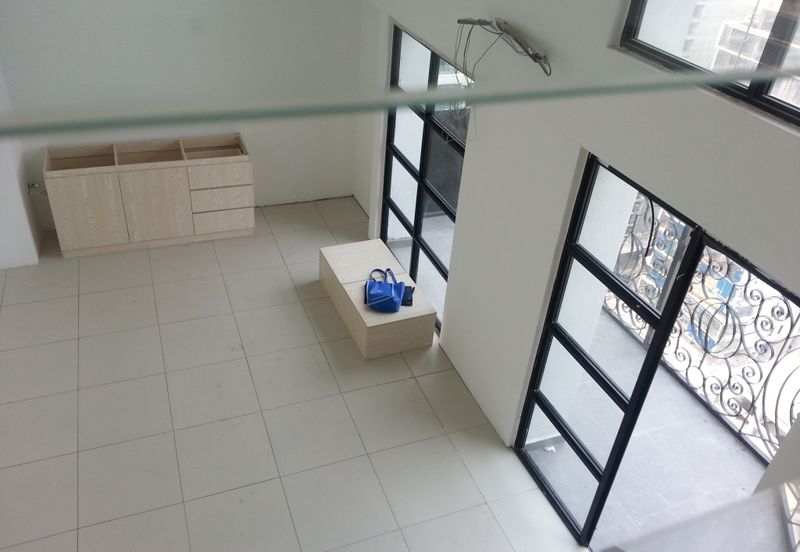 Colonial @ Empire city