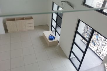 Colonial @ Empire city