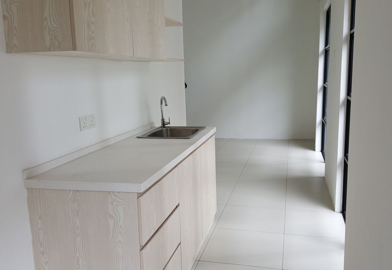 Colonial @ Empire city