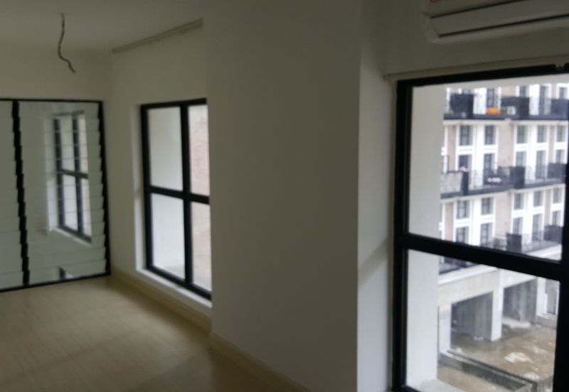 Colonial @ Empire city