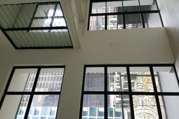 Colonial @ Empire city