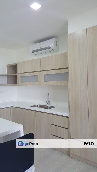 Sky Park Condominium, High Floor, Partly Furnished, Selangor, Cyberjaya