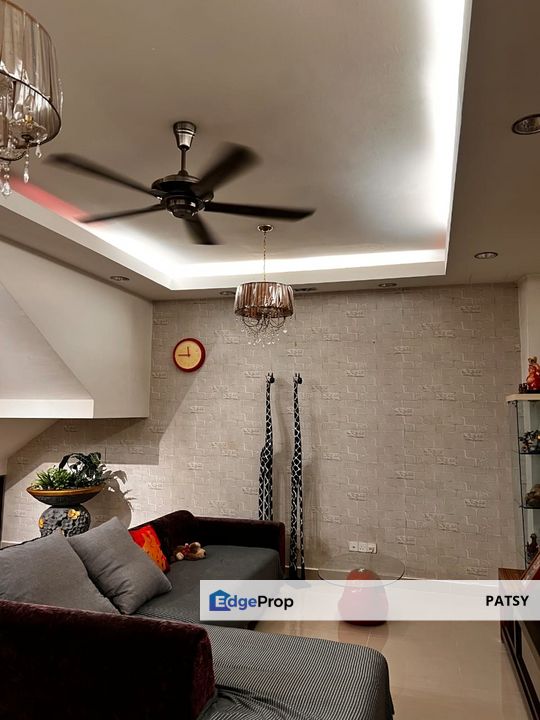 Exclusive 2.5 storey, Low density renovated, Selangor, Puchong South