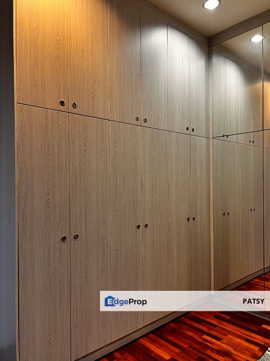 Exclusive 2.5 storey, Low density renovated, Selangor, Puchong South