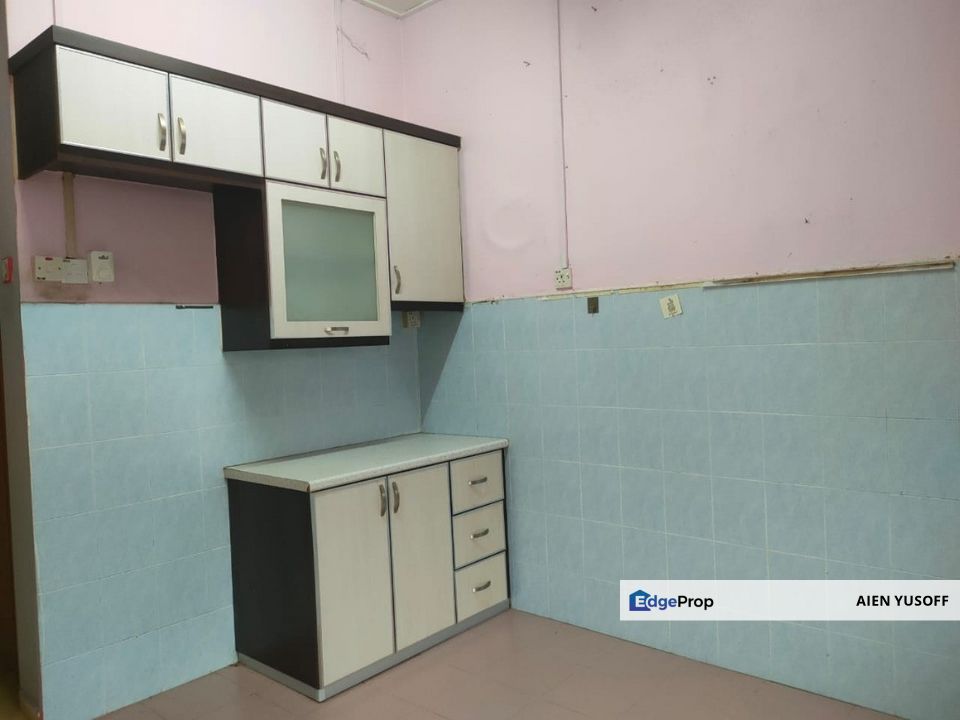 [Renovated] Teres 1 Tingkat Taman Kerayong Makmur near to Bandar Bera, Pahang, Bera