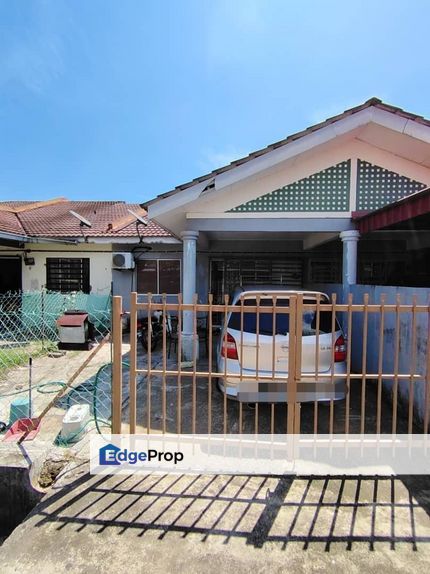 Teres Setingkat Bandar Kuantan Putri, Sungai Soi, Kuantan, Pahang, Kuantan